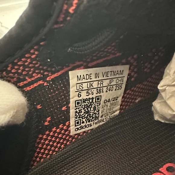 Adidas Yeezy Boost 350 V2 Core Black Red - Picture 9 of 11